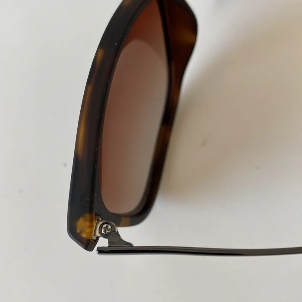 Carfia Vintage Polarized Sunglasses Matte Tortoise Frame Brown Gradient Lenses